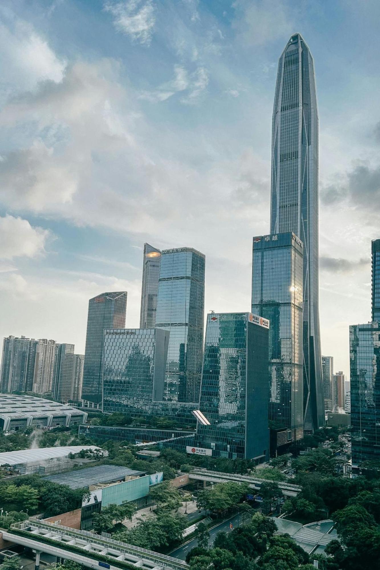 Sheraton Shenzhen Futian Hotel Exterior foto